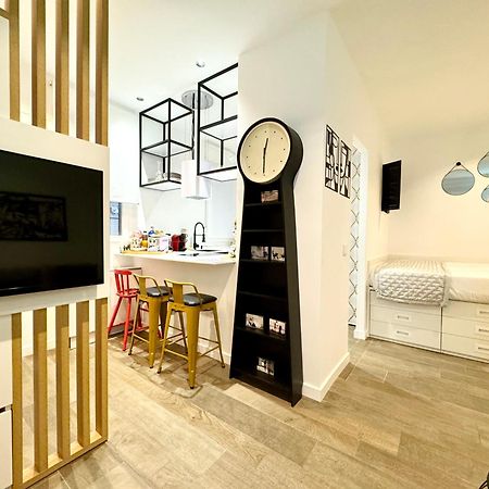 Luxury Flat City Center Full Equipe Non Touristic マドリード エクステリア 写真