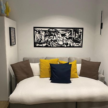 Luxury Flat City Center Full Equipe Non Touristic マドリード エクステリア 写真