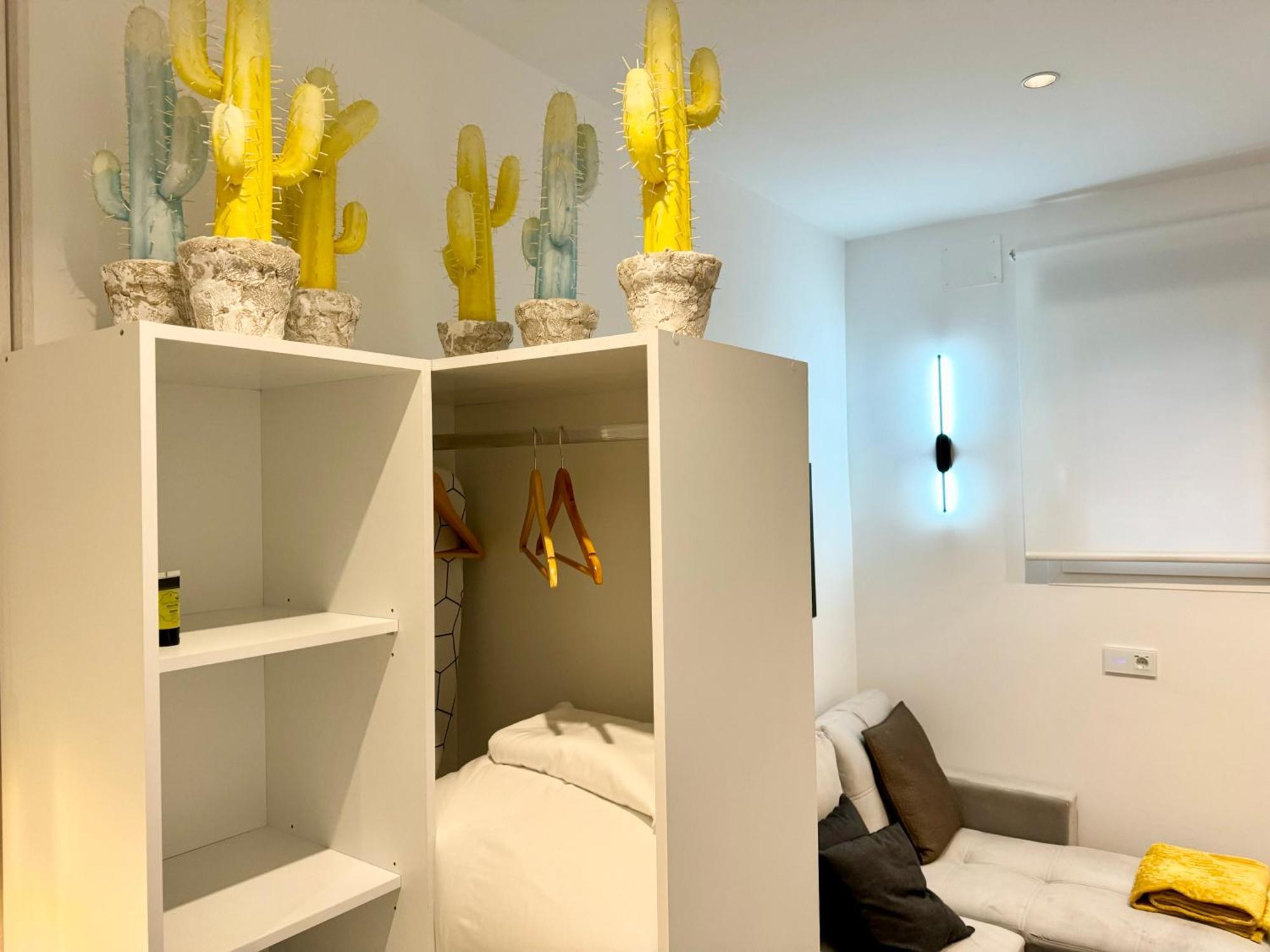 Luxury Flat City Center Full Equipe Non Touristic マドリード エクステリア 写真