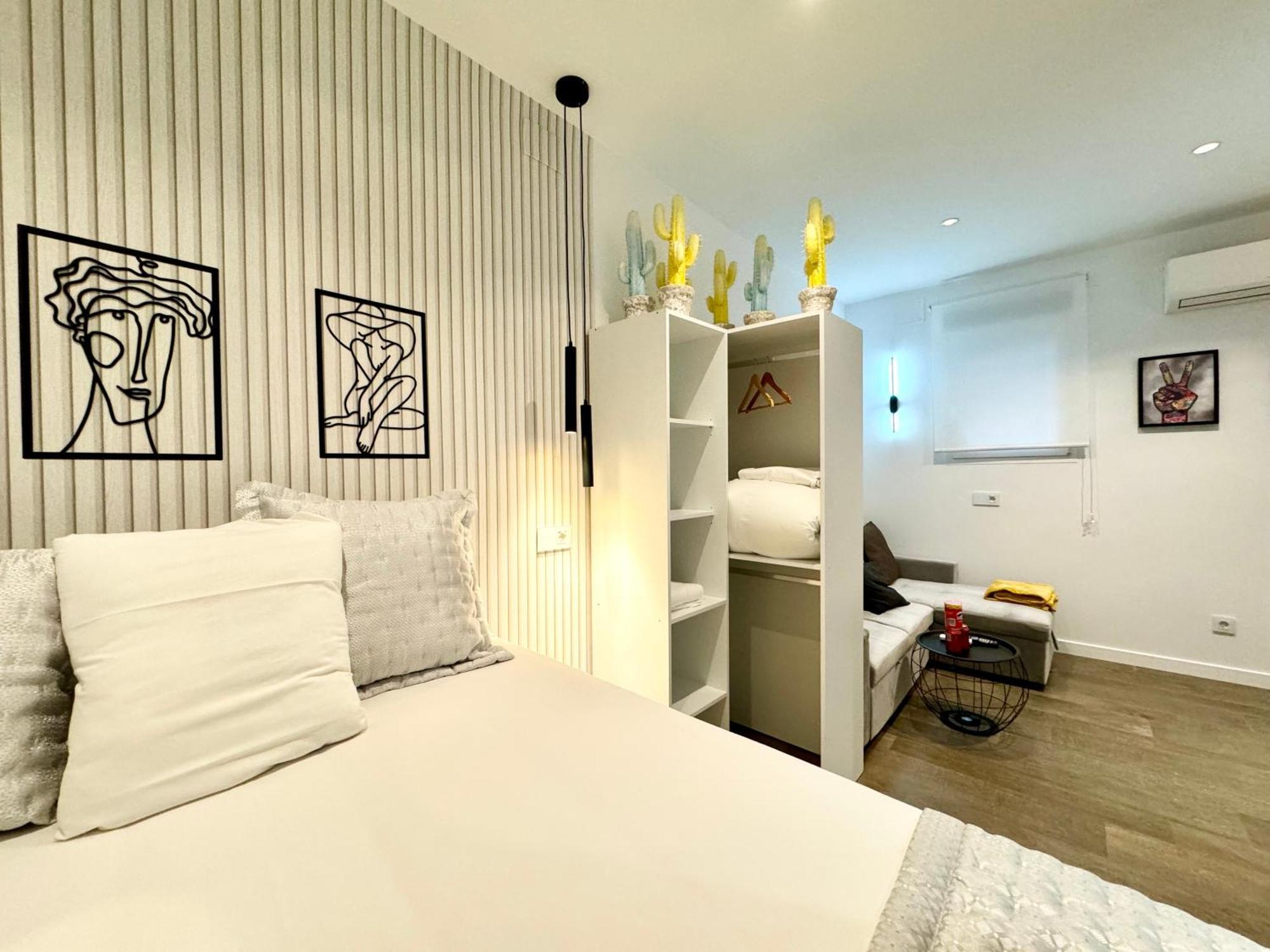 Luxury Flat City Center Full Equipe Non Touristic マドリード エクステリア 写真