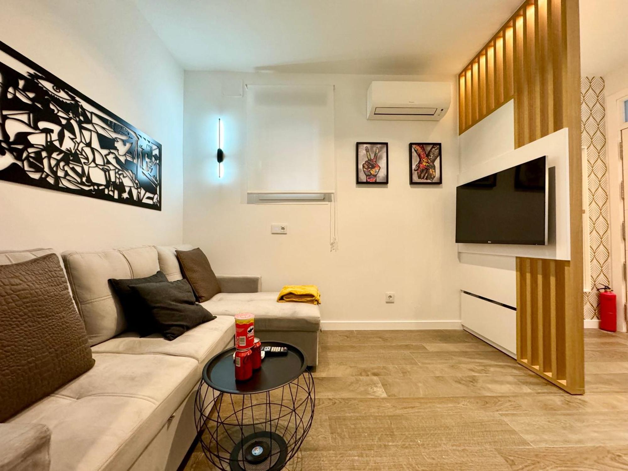 Luxury Flat City Center Full Equipe Non Touristic マドリード エクステリア 写真